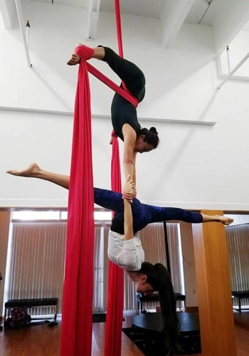 pair aerial class cirque art studio