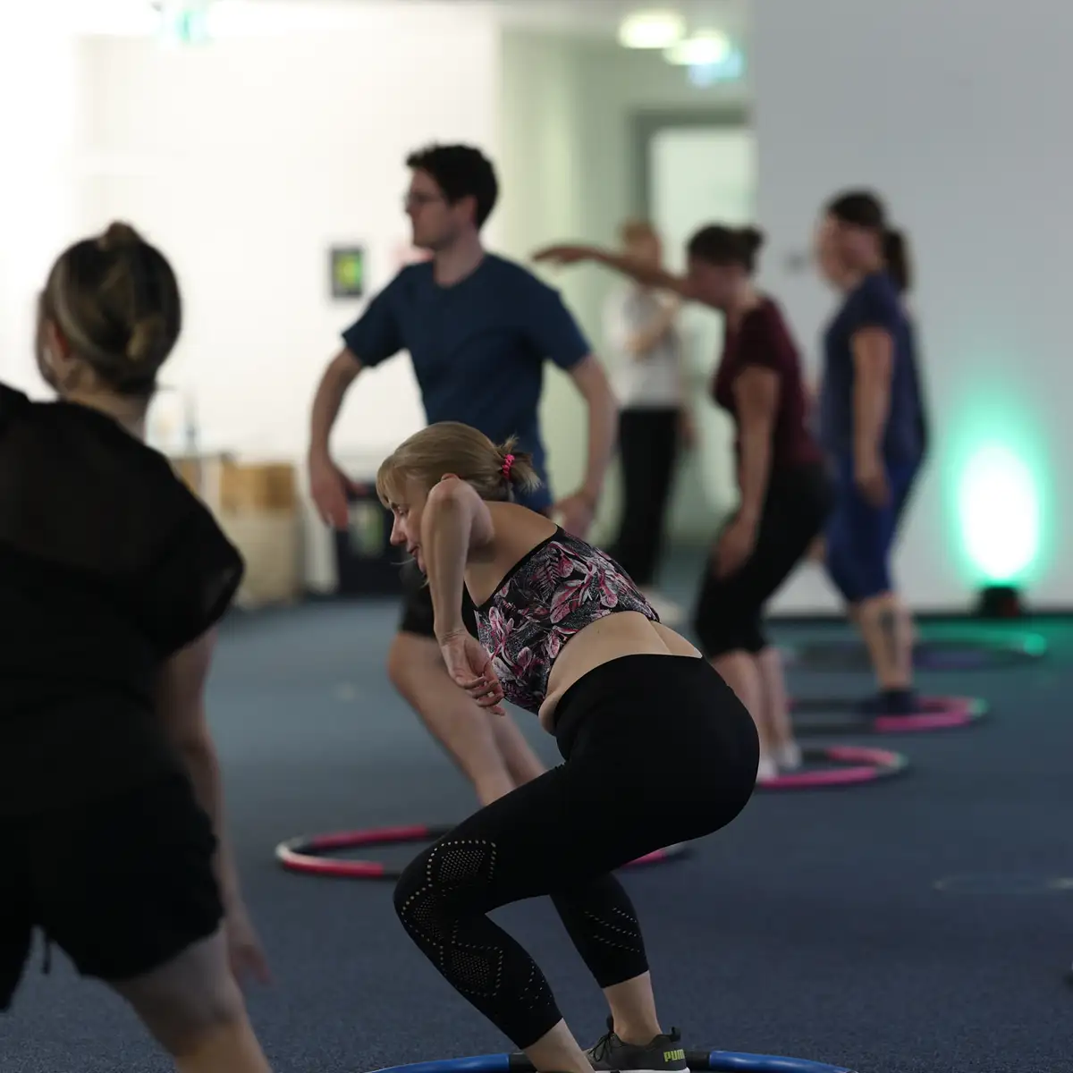 0223263 hula hoop cirque art studio Cirque Art Studio